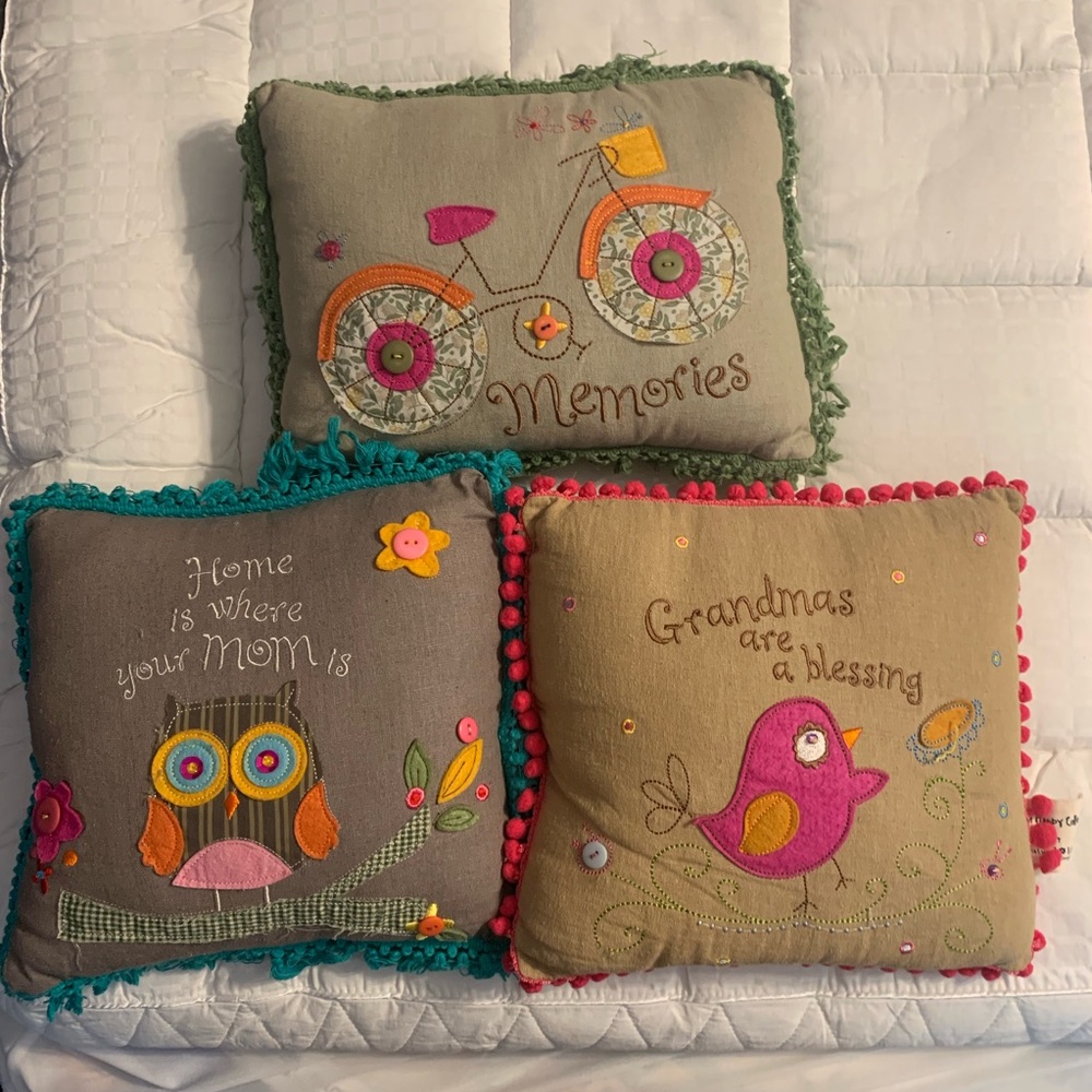 Set of 3 Decorative Pillows